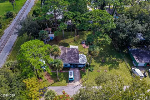 View/Area - 300 Alice St, Edgewater, FL 32132 photo 2 of 9