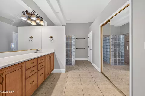Bath - 971 Stone Lake Dr, Ormond Beach, FL 32174 photo 5 of 12