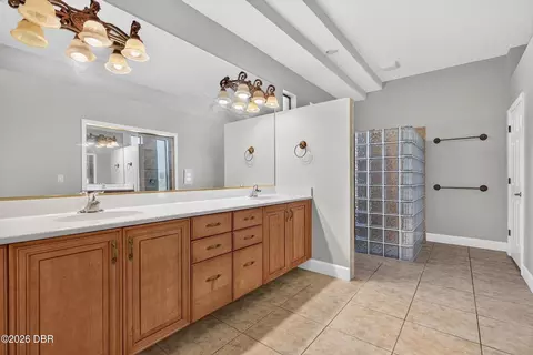 Bath - 971 Stone Lake Dr, Ormond Beach, FL 32174 photo 4 of 12