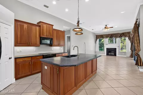 Kitchen - 971 Stone Lake Dr, Ormond Beach, FL 32174 photo 1 of 7