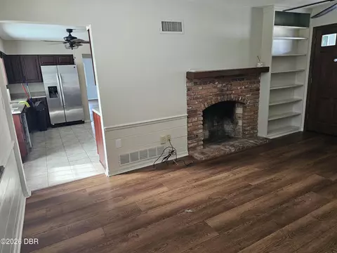 Living - 26 S St Andrews Dr, Ormond Beach, FL 32174 photo 1 of 1