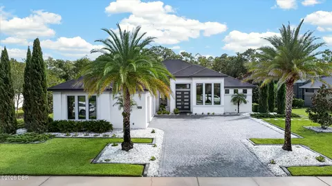 2427 Hyatt Creek Ln, Port Orange, FL 32128