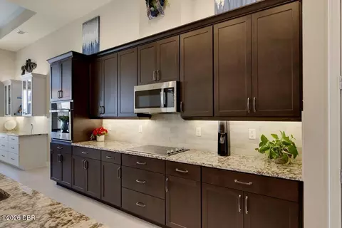 Kitchen - 311 Stirling Bridge Dr, Ormond Beach, FL 32174 photo 7 of 14