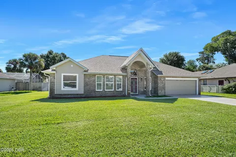 917 Oetter Dr, South Daytona, FL 32119
