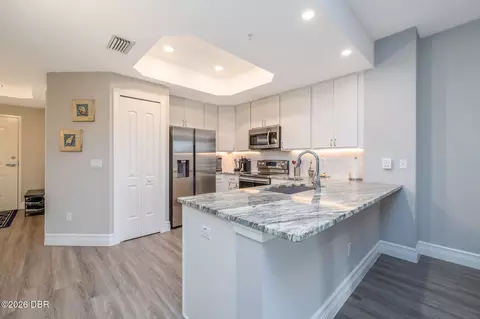 Kitchen - 799 Sterthaus Dr, Ormond Beach, FL 32174 photo 1 of 4