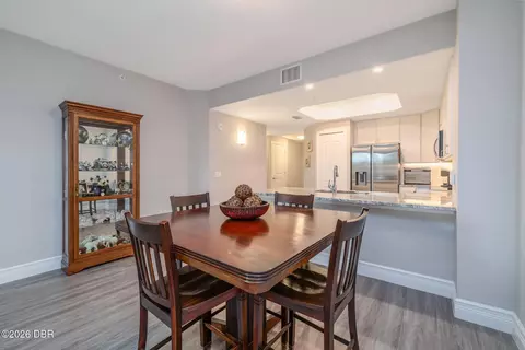 Dining - 799 Sterthaus Dr, Ormond Beach, FL 32174 photo 3 of 3