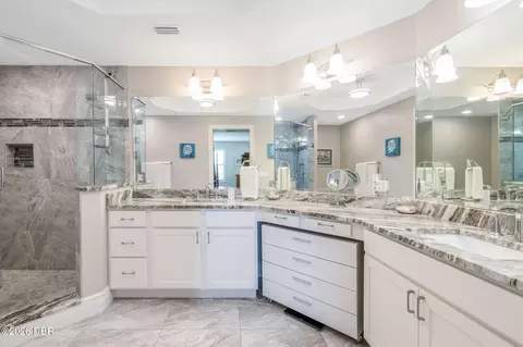 Bath - 799 Sterthaus Dr, Ormond Beach, FL 32174 photo 1 of 3
