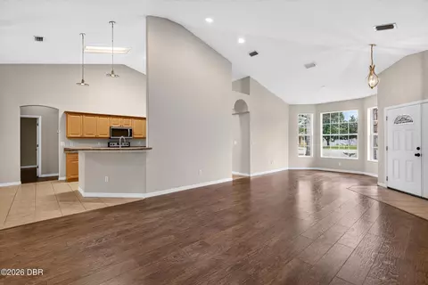 Living - 86 Saddlers Run, Ormond Beach, FL 32174 photo 1 of 4