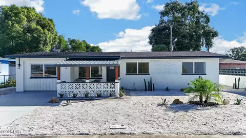 801 Lewis Dr, Daytona Beach, FL 32117