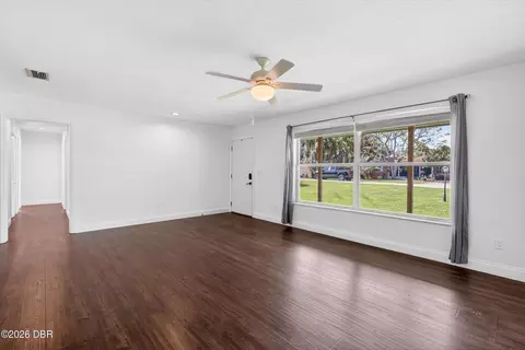Living - 87 Seton Trl, Ormond Beach, FL 32176 photo 3 of 11