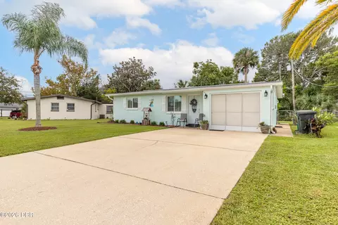 1250 Peachtree Rd, Daytona Beach, FL 32114