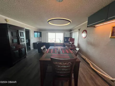 Dining - 2294 Ocean Shore Blvd, Ormond Beach, FL 32176 photo 2 of 2