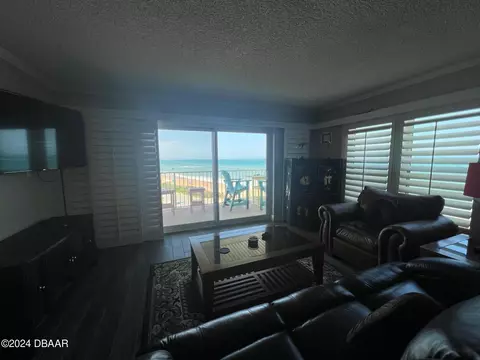 Living - 2294 Ocean Shore Blvd, Ormond Beach, FL 32176 photo 2 of 3