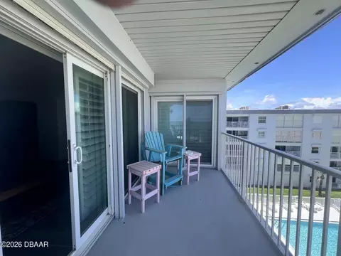 Exterior - 2294 Ocean Shore Blvd, Ormond Beach, FL 32176 photo 2 of 4