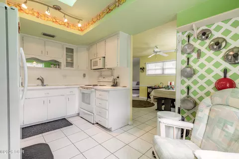 Kitchen - 1 Alicen Ct, Ormond Beach, FL 32174 photo 4 of 4