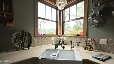 Kitchen - 16 Hernandez Ave, Ormond Beach, FL 32174 photo 2 of 3