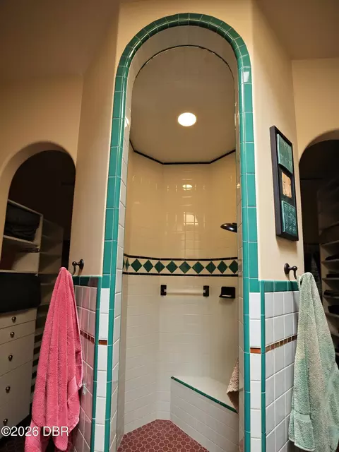 Bath - 16 Hernandez Ave, Ormond Beach, FL 32174 photo 2 of 4