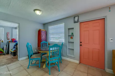 Entry Way - 34 River Dr, Ormond Beach, FL 32176 photo 1 of 2