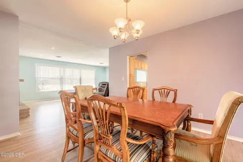 Dining - 1903 John Anderson Dr, Ormond Beach, FL 32176 photo 2 of 5