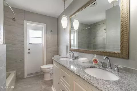 Bath - 1903 John Anderson Dr, Ormond Beach, FL 32176 photo 4 of 5
