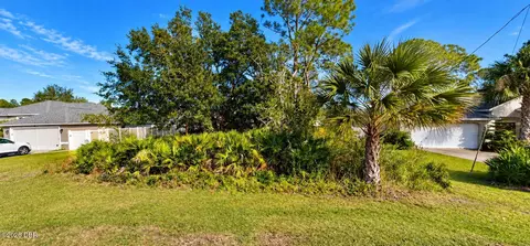 8 Waldron Pl, Palm Coast, FL 32164