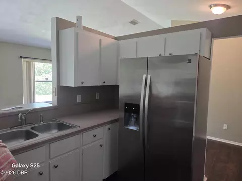 Kitchen - 340 Pine Breeze Dr, Edgewater, FL 32141 photo 1 of 4