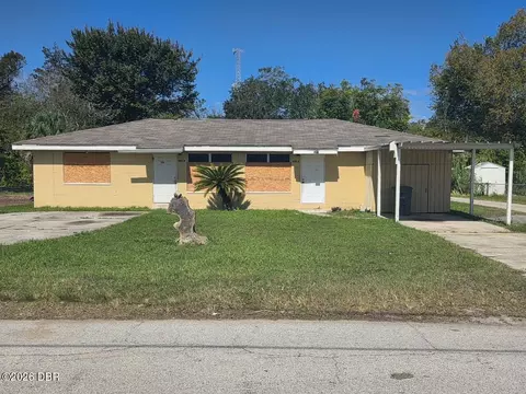 1012 10th St, Daytona Beach, FL 32117