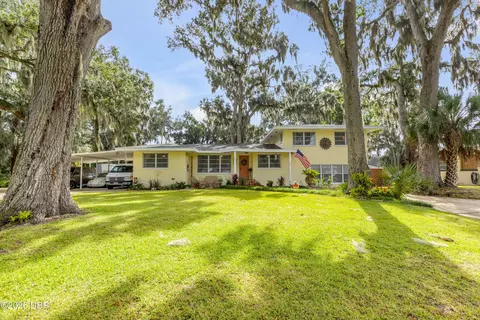 857 Valencia Rd, South Daytona, FL 32119