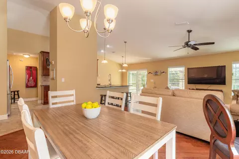 Dining - 369 Chelsea Place Ave, Ormond Beach, FL 32174 photo 3 of 3
