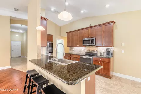 Kitchen - 369 Chelsea Place Ave, Ormond Beach, FL 32174 photo 2 of 5