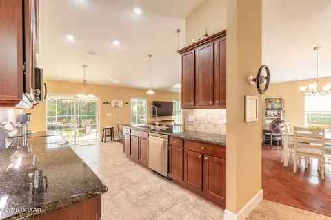 Kitchen - 369 Chelsea Place Ave, Ormond Beach, FL 32174 photo 5 of 5