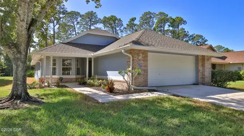 229 Glenbriar Cir, Daytona Beach, FL 32114