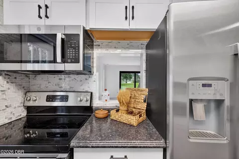 Kitchen - 208 Timberline Trl, Ormond Beach, FL 32174 photo 4 of 6