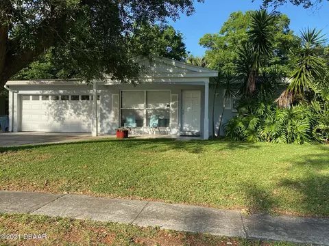 2233 Sherwood Dr, South Daytona, FL 32119