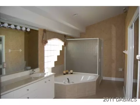 1213 Crown Point Ln, Ormond Beach, FL 32174 photo 12