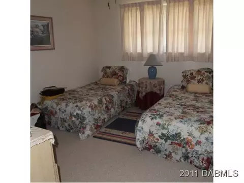 538 N Halifax Dr, Ormond Beach, FL 32176 photo 6