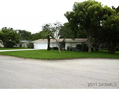 11 Cameo Cir, Ormond Beach, FL 32174 photo 2