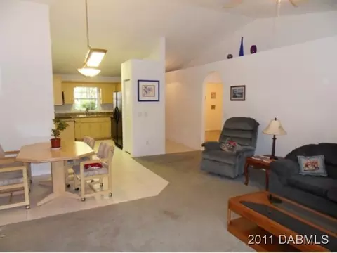 1518 Pine Tree Dr, Edgewater, FL 32132 photo 4
