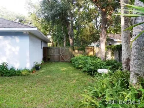 1518 Pine Tree Dr, Edgewater, FL 32132 photo 5