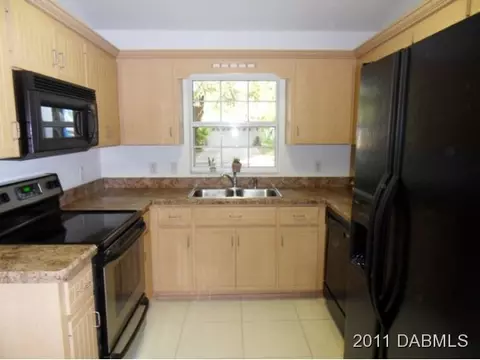 1518 Pine Tree Dr, Edgewater, FL 32132 photo 3