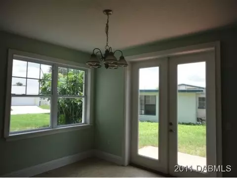 2 Ocean Breeze Cir, Ormond Beach, FL 32176 photo 2