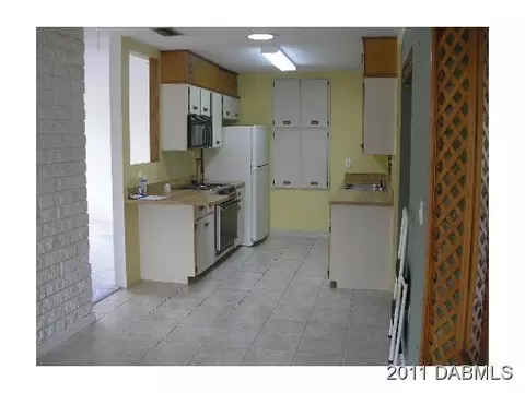 24 Dolphin Ave, Ormond Beach, FL 32174 photo 6