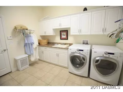 16 Oakview Cir, Palm Coast, FL 32137 photo 7