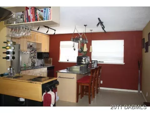 256 Melrose Ave, Ormond Beach, FL 32174 photo 4