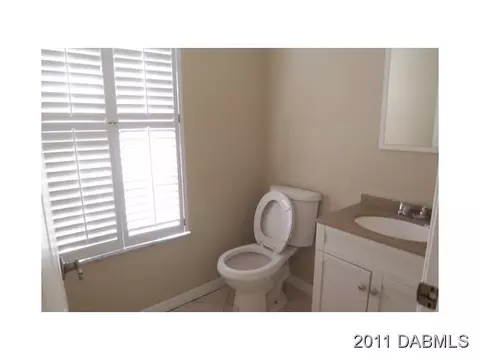 111 Mariners Dr, Ormond Beach, FL 32176 photo 8