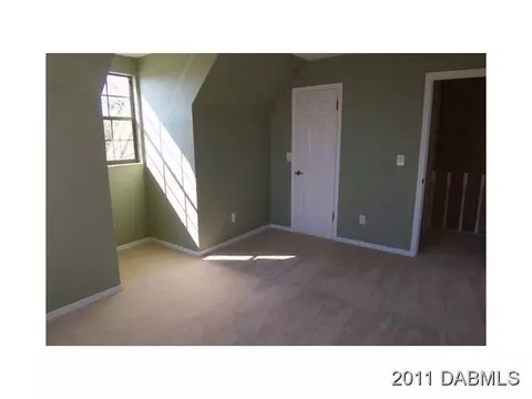 111 Mariners Dr, Ormond Beach, FL 32176 photo 9