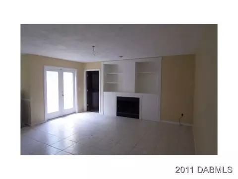 111 Mariners Dr, Ormond Beach, FL 32176 photo 5
