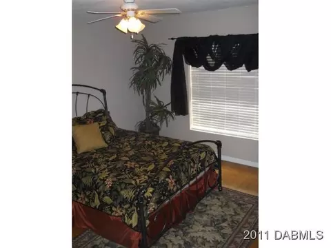 3218 India Palm Dr, Edgewater, FL 32141 photo 7