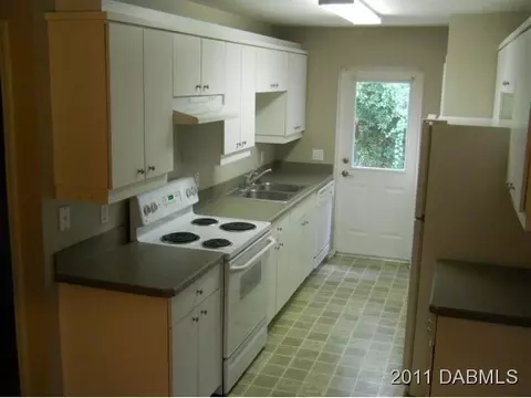 3218 India Palm Dr, Edgewater, FL 32141 photo 11