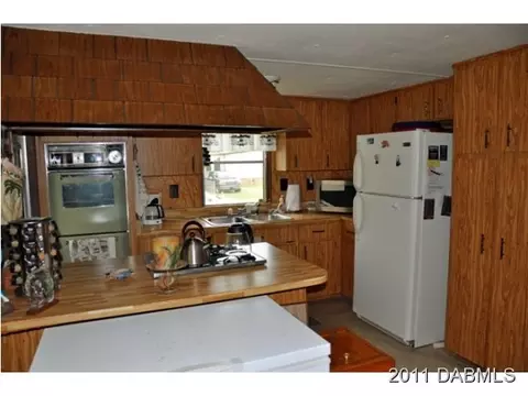 144 Lewis St, Edgewater, FL 32141 photo 9